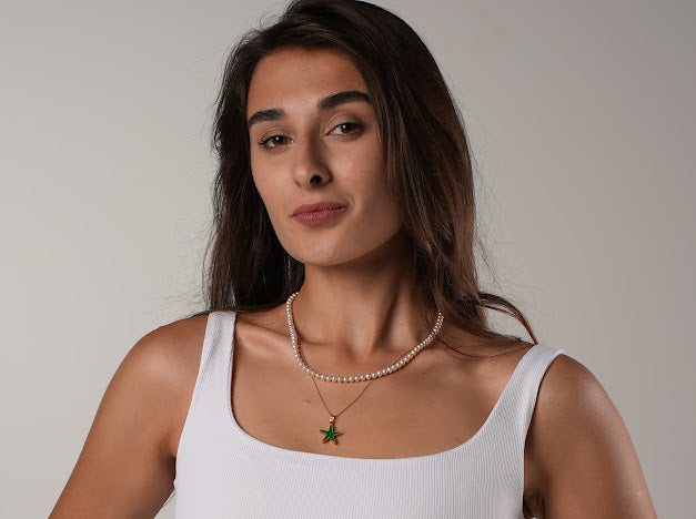 White scoop padded top