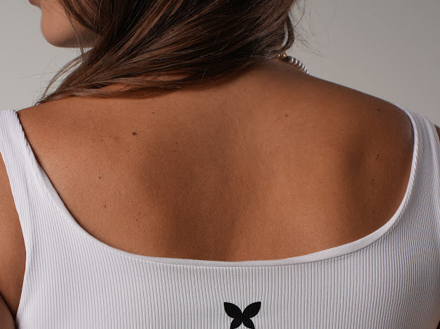 White scoop padded top